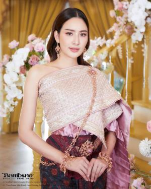 ชุดไทยเจ้าสาว ชุดไทยจักรพรรดิ์ เช่าที่แบมบี้ เวดดิ้ง ห้วยขวาง